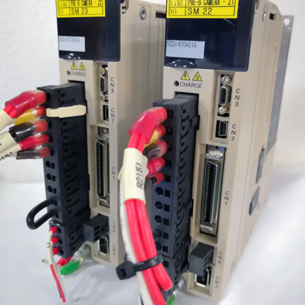 YASKAWA SGDV-R70A01A 50W