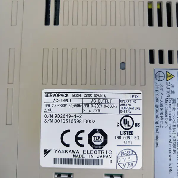 YASKAWA SGDS-02A01A 200W