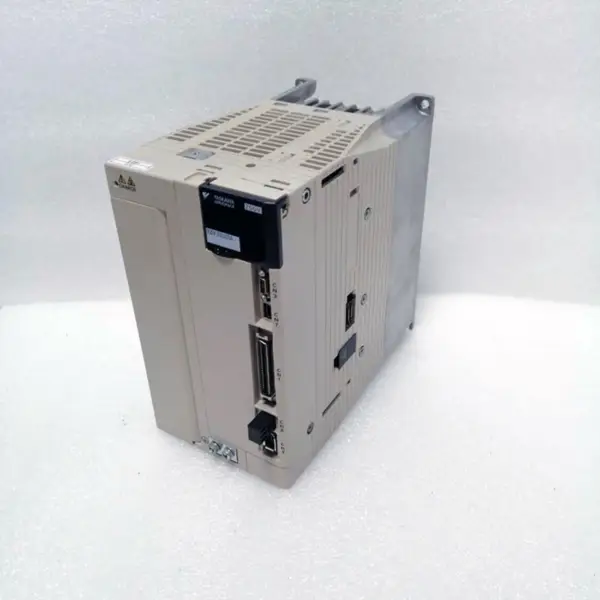 YASKAWA SGDV-200A05A