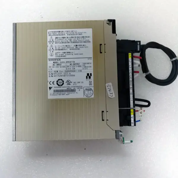 YASKAWA SGDV-R90A11B