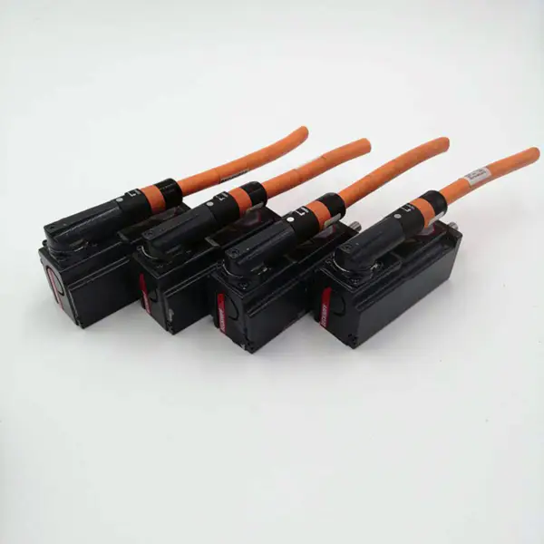 BECKHOFF AM8111-1F10-0000