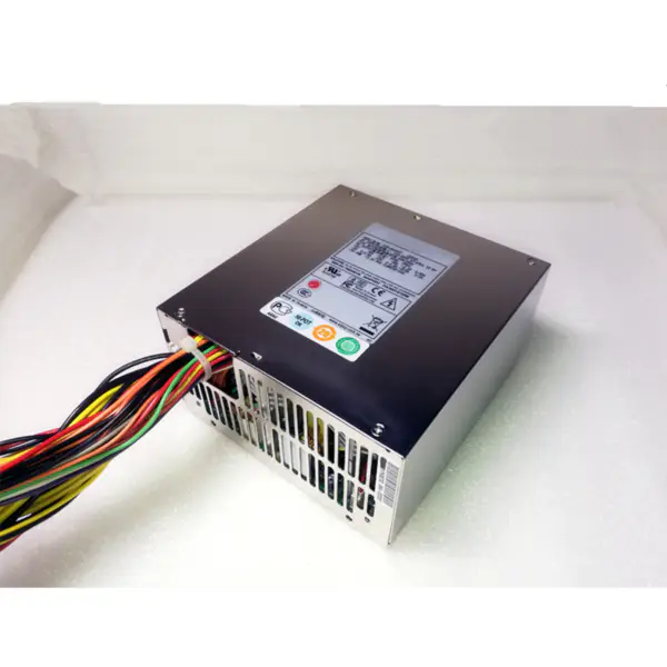 Zippy Emacs PSM-6600PE ATX 4U 600W spínaný napájecí zdroj