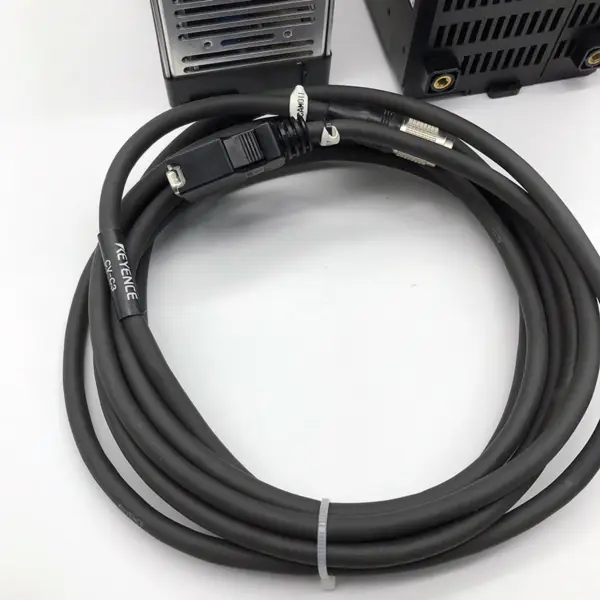 KEYENCE CV-3000 CA-U3 CV-C3 CV-035M