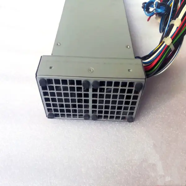 Zdroj napájení pro Dell 470 550W spínaný zdroj D550P-00 H2370 D1257 HP-U551FF3