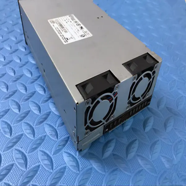 Zdroj napájení pro Dell PowerEdge2600 730W spínaný zdroj 7000679-0000 NPS-730AB A 1M001 C1297 FD828