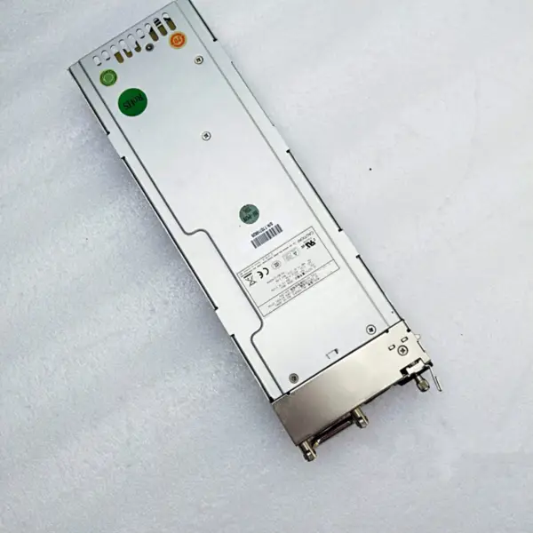 Zippy Emacs R520 G6 650W spínaný zdroj M1L-5650P3 36001041