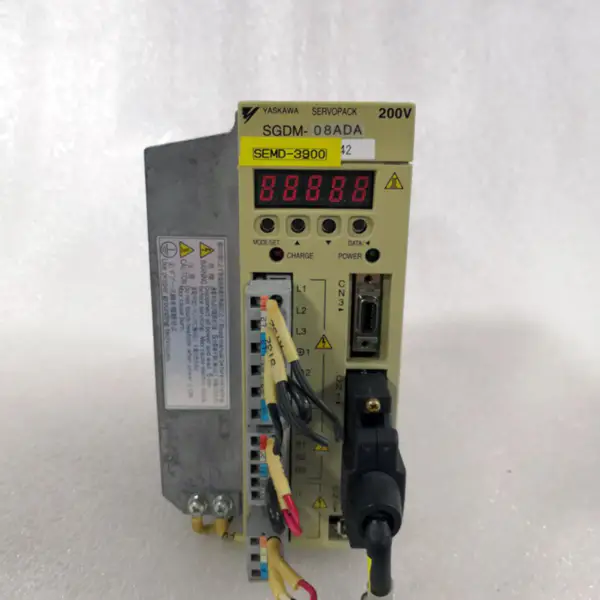 YASKAWA SGDM-08ADA