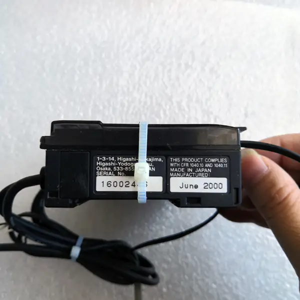 KEYENCE LV-22