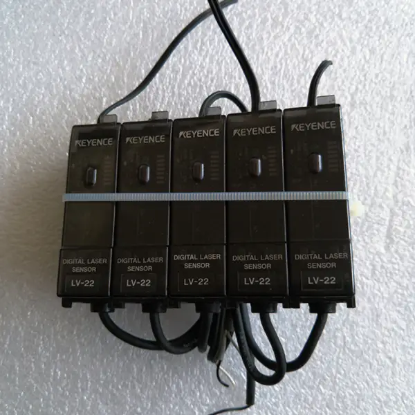KEYENCE LV-22