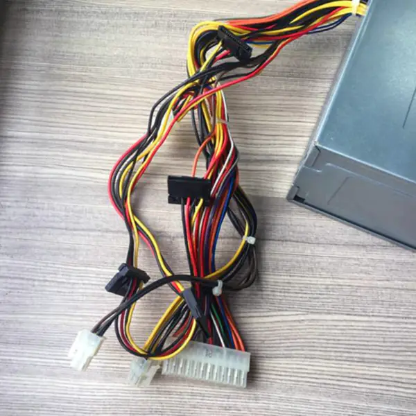 Zdroj napájení pro HP Mute Full Voltage Home Game s 6pinovou grafickou kartou 400W spínaný zdroj D11-400P1A