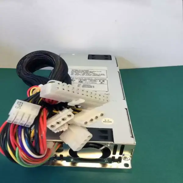 90% Zdroj napájení pro Zippy Emacs 1U 400W spínaný zdroj P1M-6400P