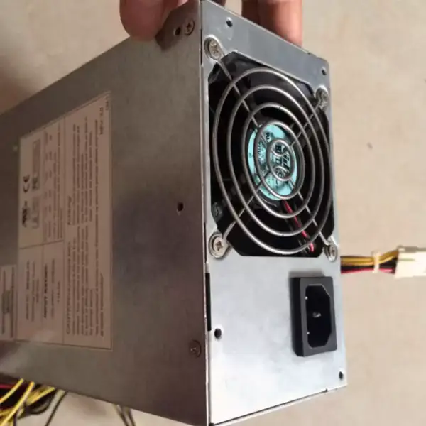 Zdroj napájení pro spínaný zdroj Ablecom 645W SP645-PS PWS-0060 Výměnný zdroj SP650-RP