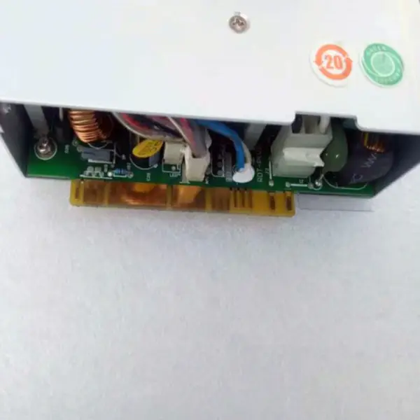 Zdroj napájení pro iEi 300W spínaný zdroj ACE-R4130AP1-RS