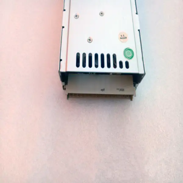 Zdroj napájení pro Zippy Emacs 400W spínaný zdroj M1Z-6400P3