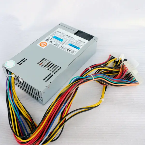 Zdroj napájení pro Seventeam 1U 250W spínaný zdroj ST-250UAE
