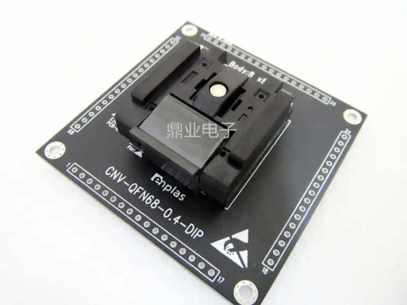 AF 90 stupňový konektor typu A 4kolíková zásuvka USB Nabíjecí zásuvka USB Rozhraní zásuvky USB Měděný plášť