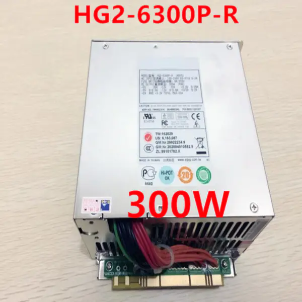 Zdroj napájení pro Zippy Emacs 300W spínaný zdroj HG2-6300P-R
