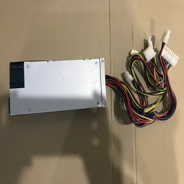 Zdroj napájení pro spínaný zdroj FSP 1U 180W FSP180-50MP