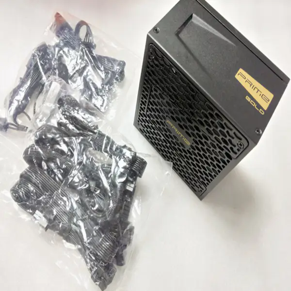 SeaSonic ATX plně modulární 550W spínaný zdroj SSR-550GD² s tichým ventilátorem 80plus Gold