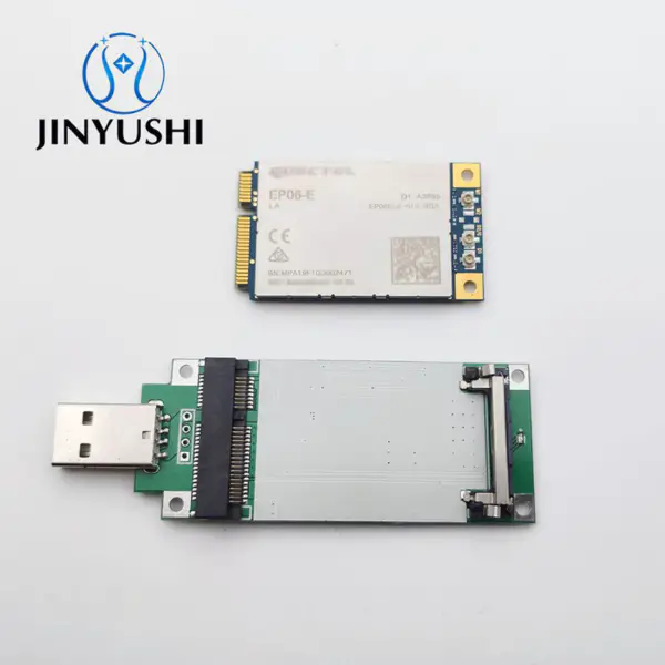 Quectel EM06-E EM06ELA-512-SGAS Modul Cat-6 300Mbps downlink a 50Mbps s adaptérem NGFF na USB a anténami