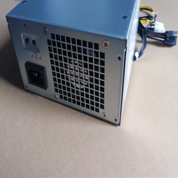 Dell T20 30 130 140 1700 3620 3670 3671 9020 3020 3977 3967 3980MT 1660TI 1080TI 2070S 2080TI 8pinový napájecí zdroj 685W