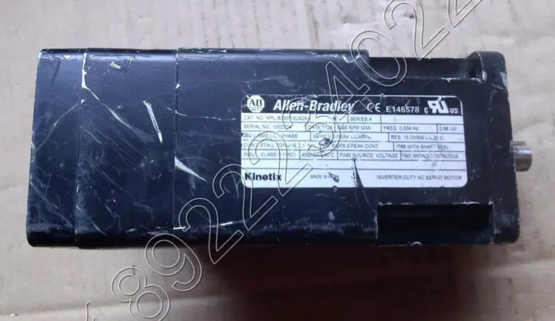 Motor ALLEN-BRADLEY MPL-B230P-EJ42AA