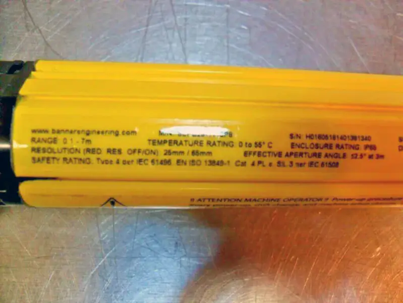 BANNER SLPP25-1110P88