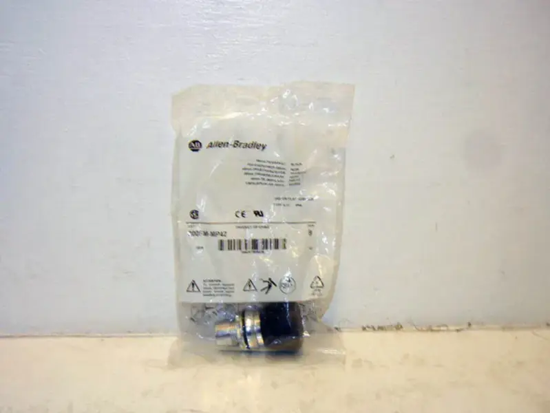 Allen-Bradley 800FM-MP42