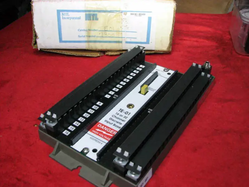 CROUSE HINDS TE-01