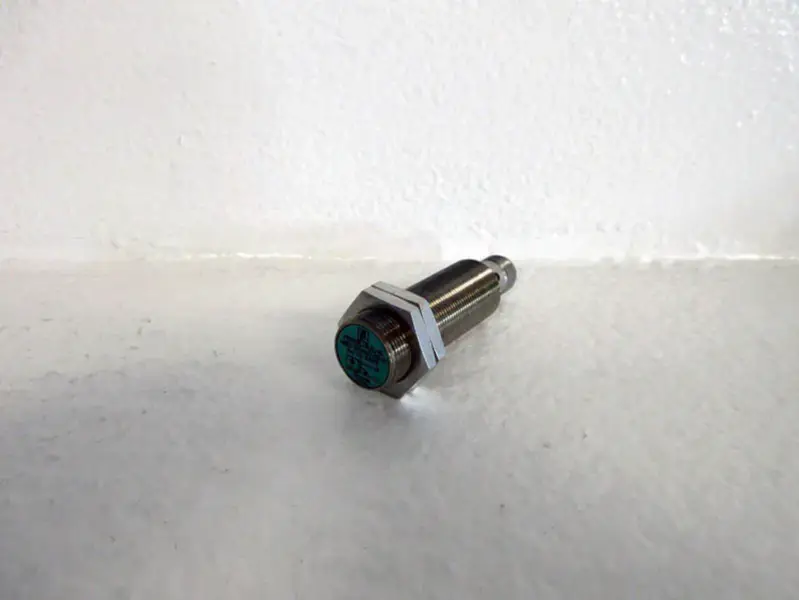PEPPERL FUCHS NBB5-18GM50-E2-V1