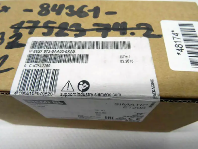 Siemens 6ES7972-0AA02-0XA0