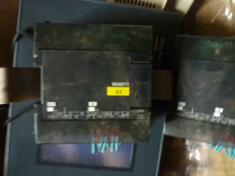 OMRON PLC CP1W-MAD11