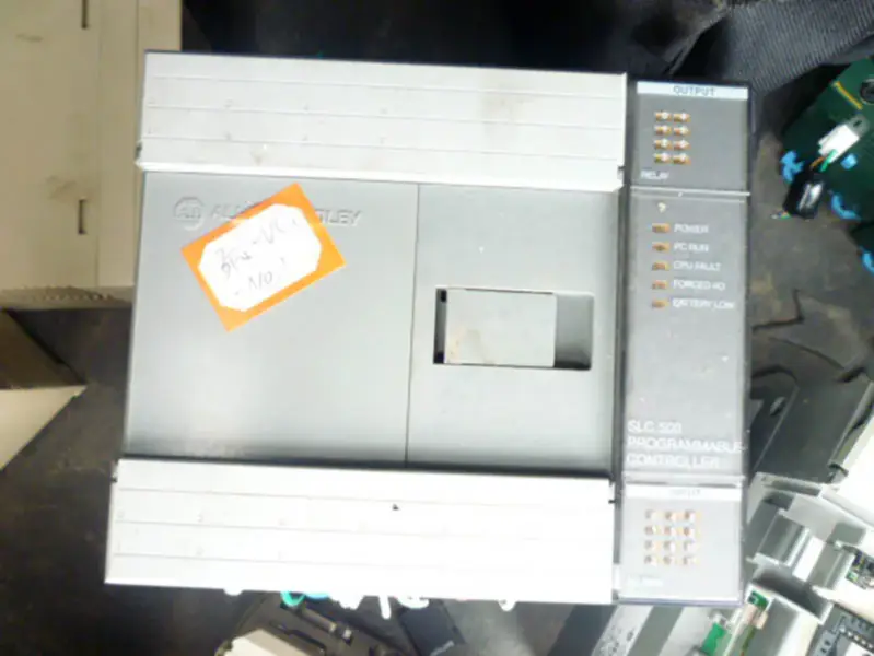 AB PLC 1747-L20C