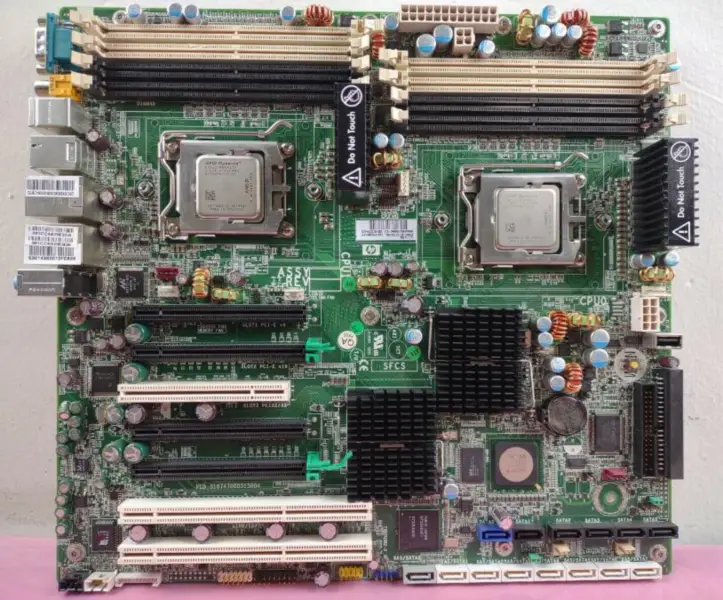 HP XW9400 442030-001 408544-002 základní deska 1207 Duální procesor AMD Opteron 2218 (pouze základní deska)