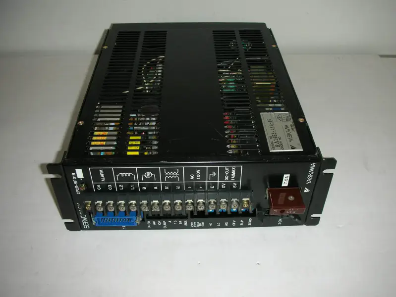 Yaskawa CPCR-SF01B CPCRSF01B Servopack
