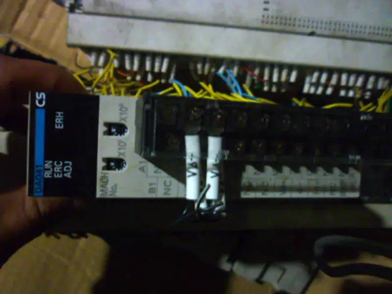 OMRON PLC CS1W-DA041