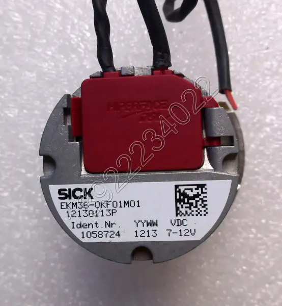 Snímač SICK EKM36-0KF01M01