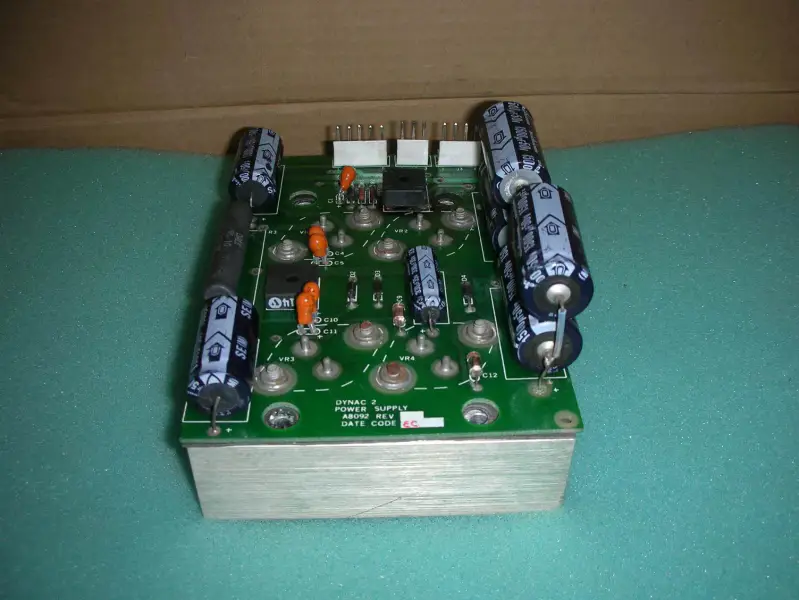 KONTRAVERZE A8092