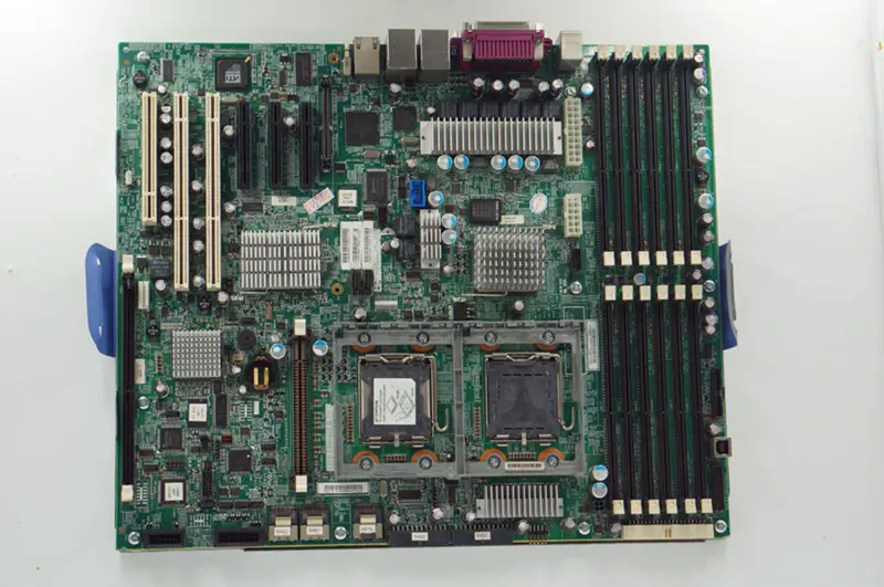 Základní deska serveru IBM 44R5619 pro systémovou desku X3400 X3500 LGA771