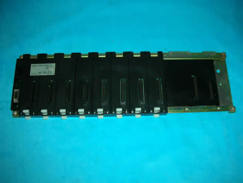 OMRON C200HW-BC081-V1
