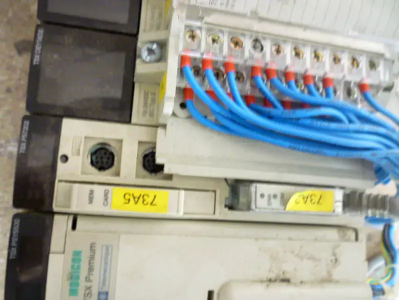 Schneider PLC TSX P57202 TSX P57103