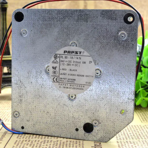 PAPST RL90-18/14N 24V 210MA 5W 2-vodičový 120*120*37MM 12037