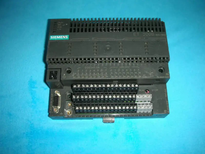 Siemens 6ES7133-0BH01-0XB0+6ES7193-0CA01-0XA0