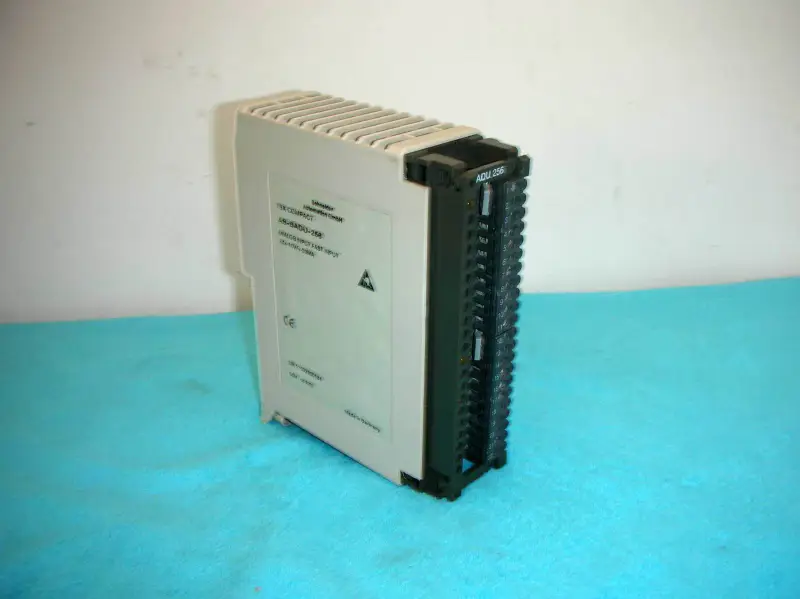 AS-BADU-256 PLC Schneider Modicon