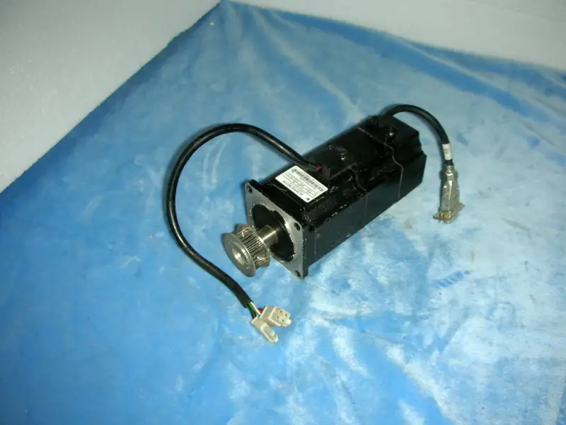 YASKAWA SGMAH-02A1F4C