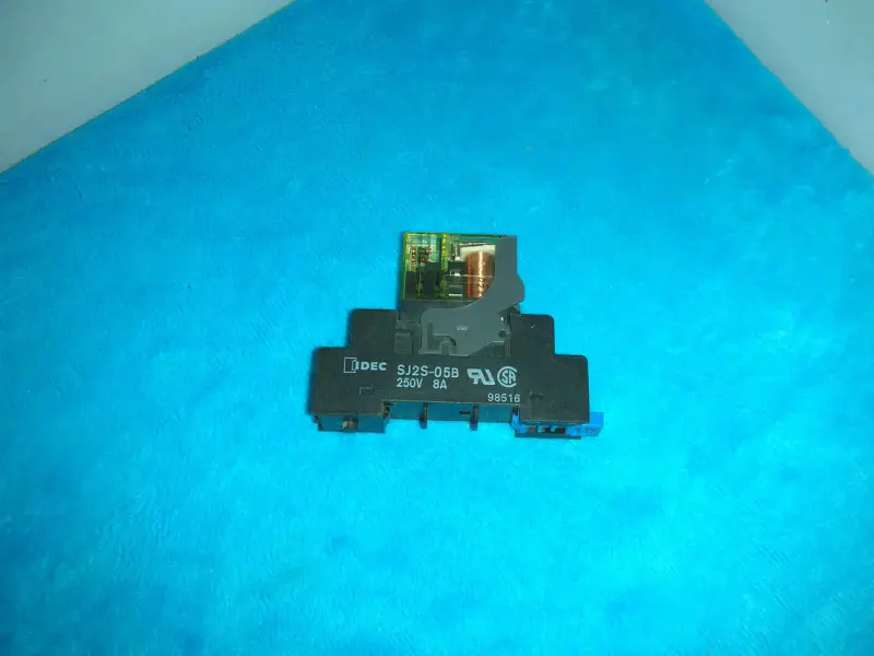 IDEC SJ2S-05B+RJ2S-CL-D24