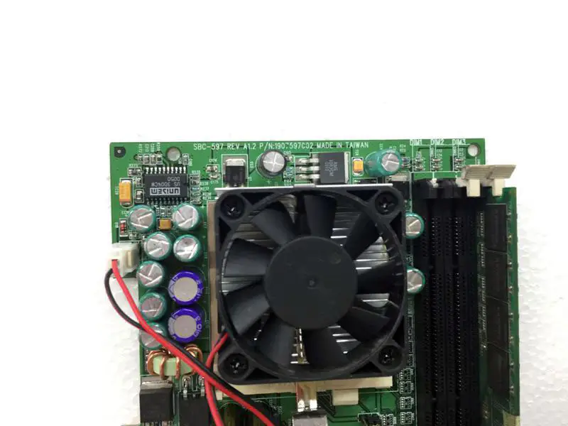 Průmyslová základní deska AXIOMTEK SBC-597 REV A1.2 s CPU RAM a ventilátorem