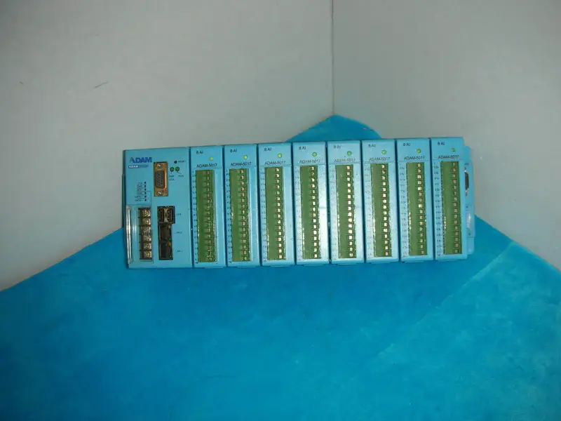 Advantech ADAM5550KW+ADAM-5017