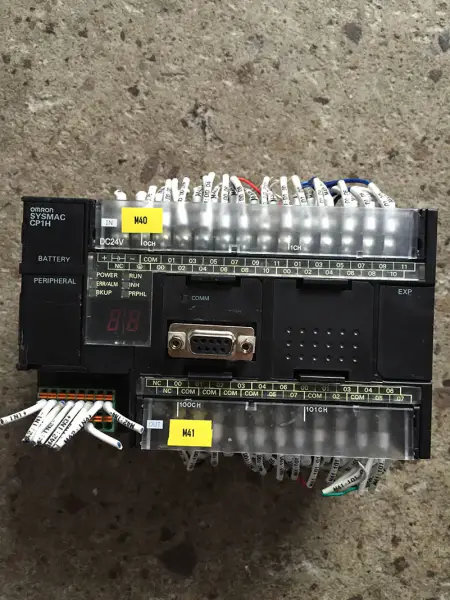 CP1H-XA40DT1-D