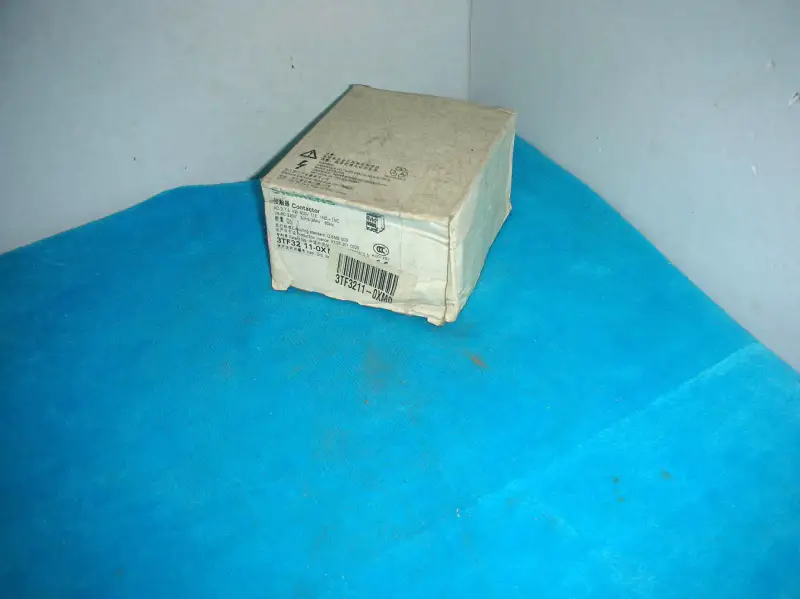 Siemens 3TF32 3TF3211-0XM0
